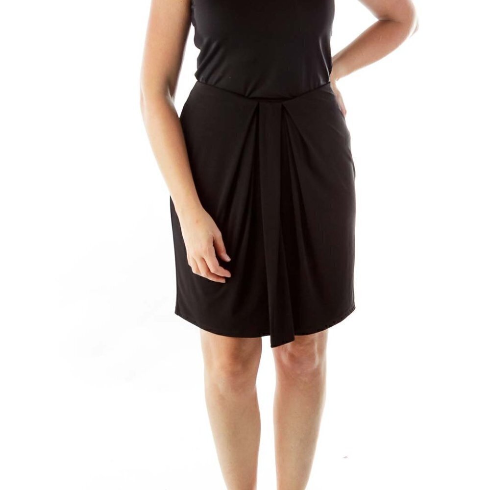 Ann Taylor Black Pleated Skirt